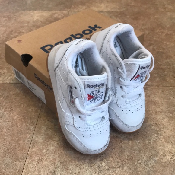 size 6 reebok classics
